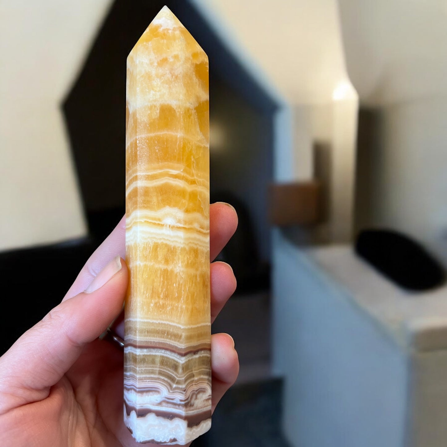 Calcite tower 16cm