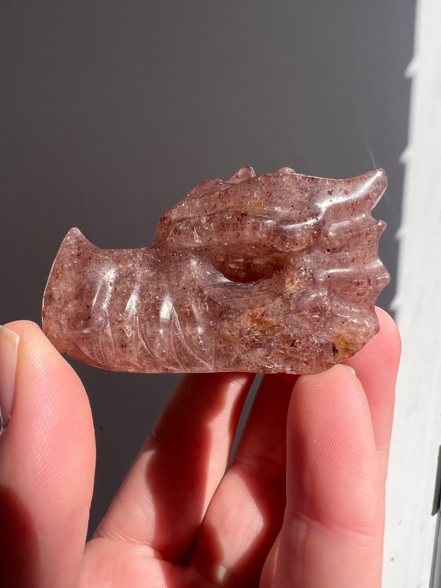 Strawberry quartz dragon head
