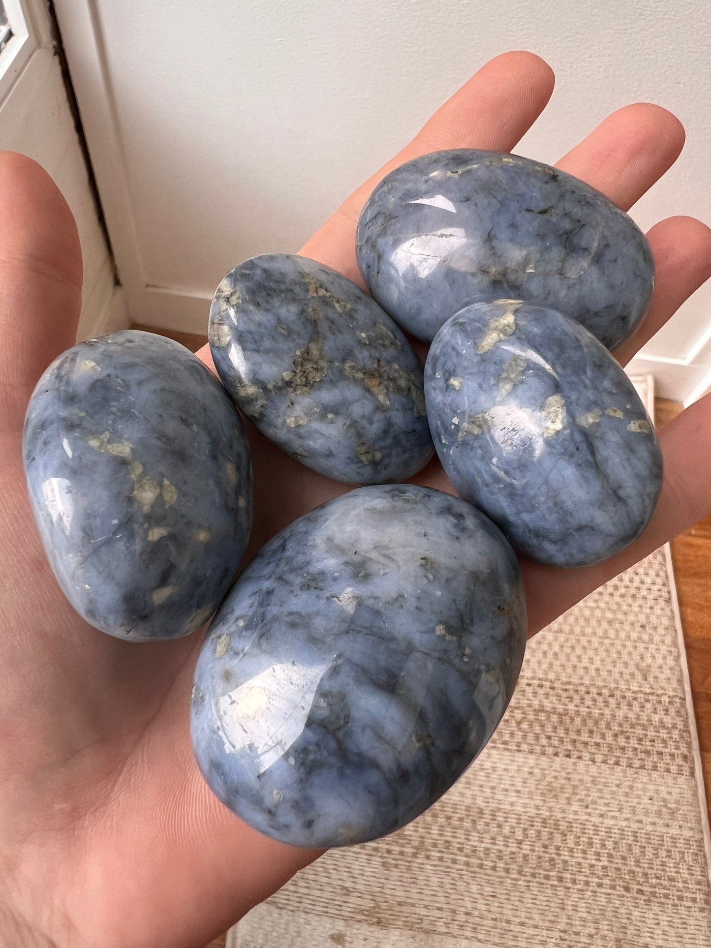 Blue Quartz palmstones