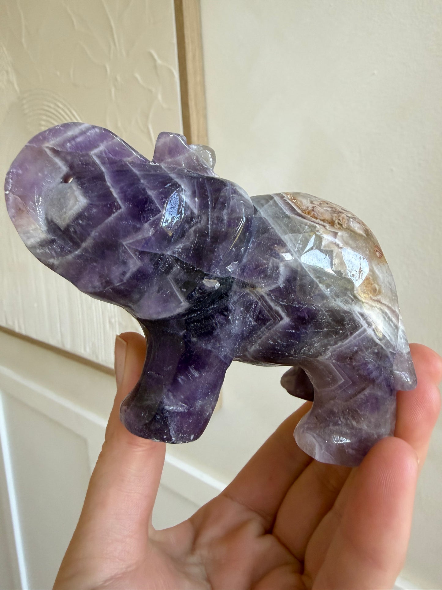 Amethyst agate elephant