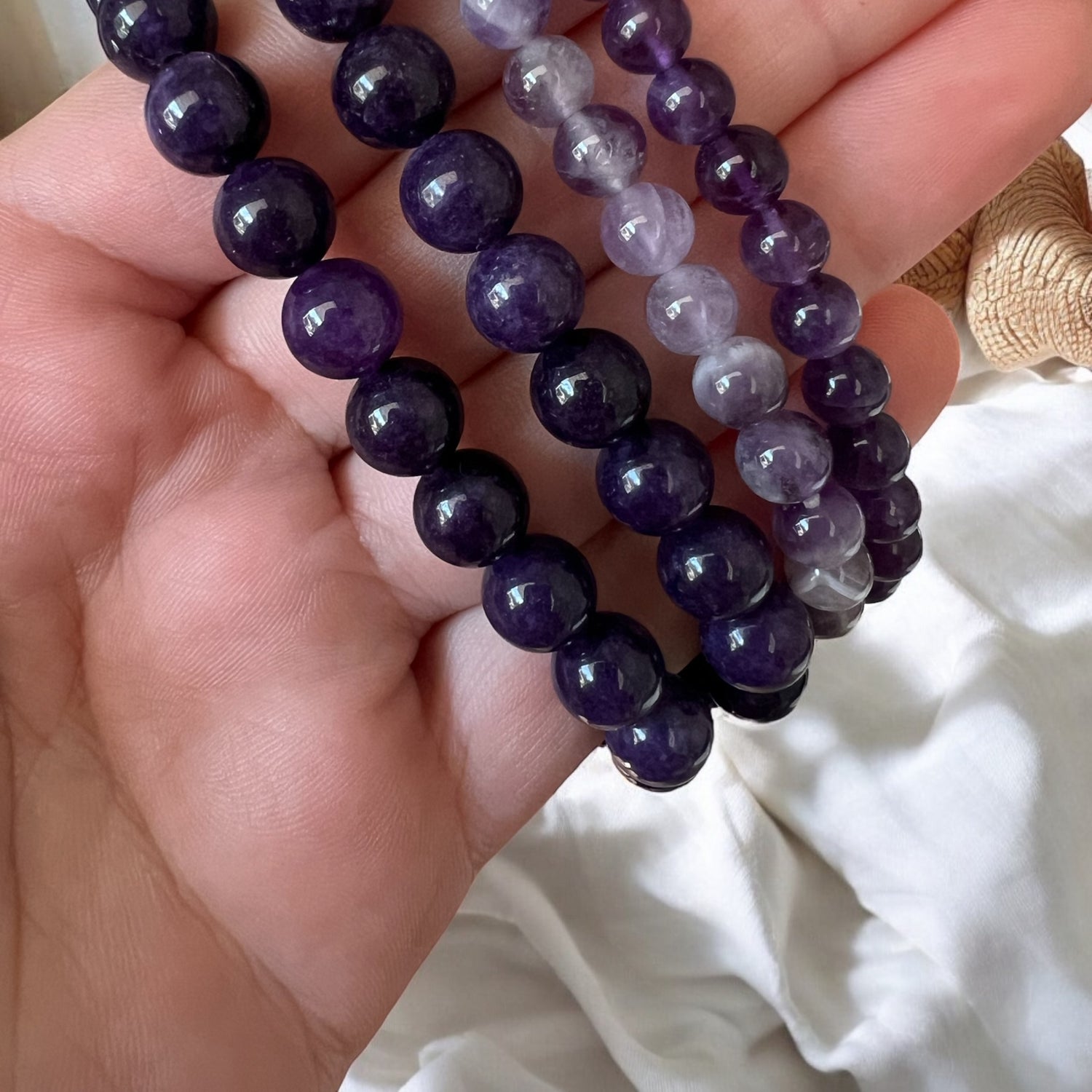 Bracelets & accessories