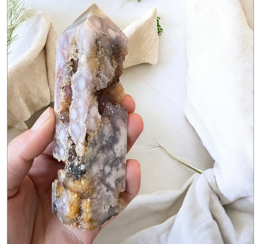 Drusy pink amethyst tower