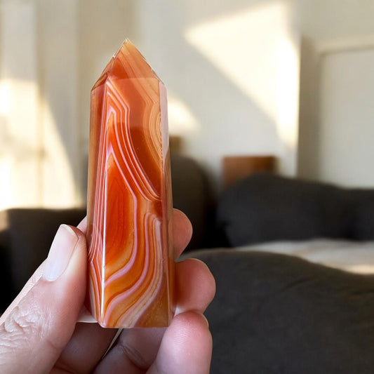 Banded carnelian tower R