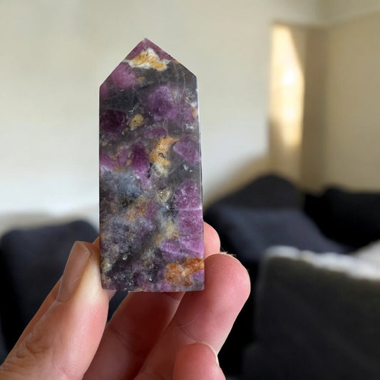 Red tourmaline 8cm F