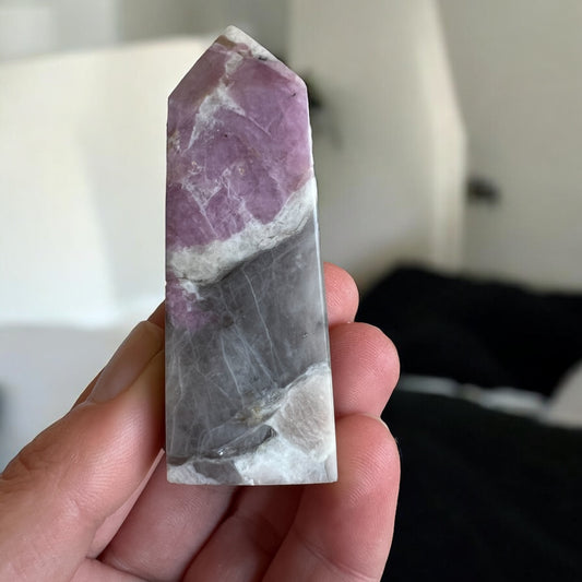Red tourmaline 7.5cm L