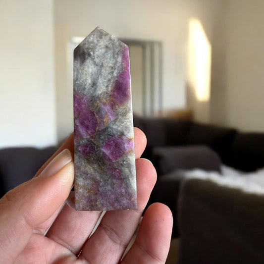 Red tourmaline 8.5cm G