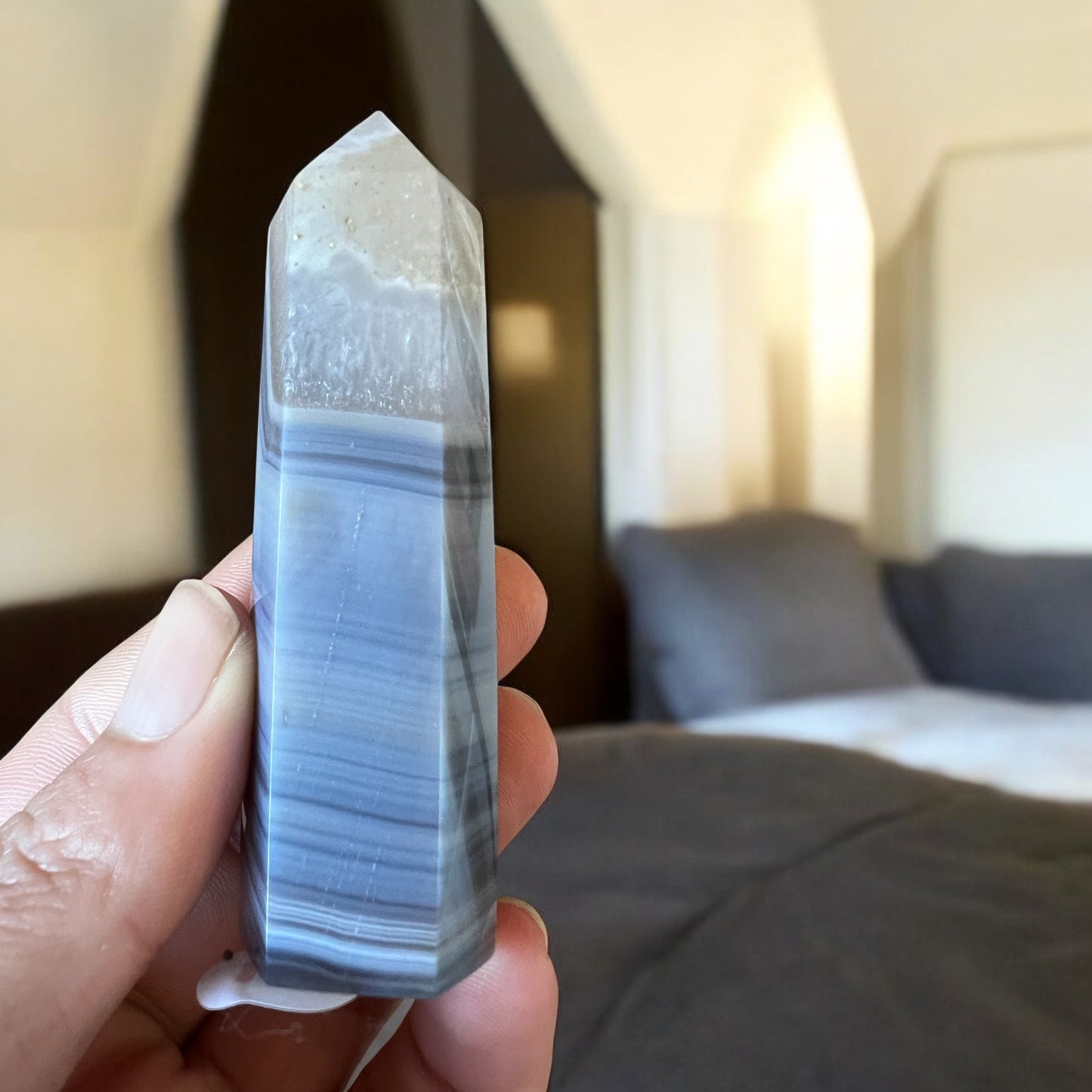 Banded Agate tower 10cm E