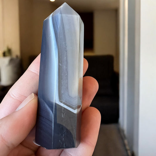 Banded agate tower 10cm I