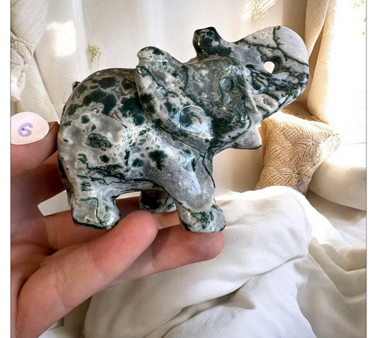 Moss agate elephant G