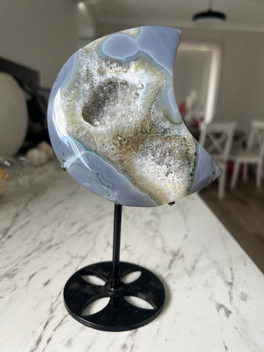 Large drusy agate moon & stand