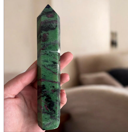 Ruby zoisite tower 16cm
