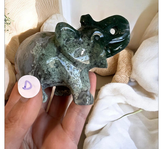 Moss agate elephant D