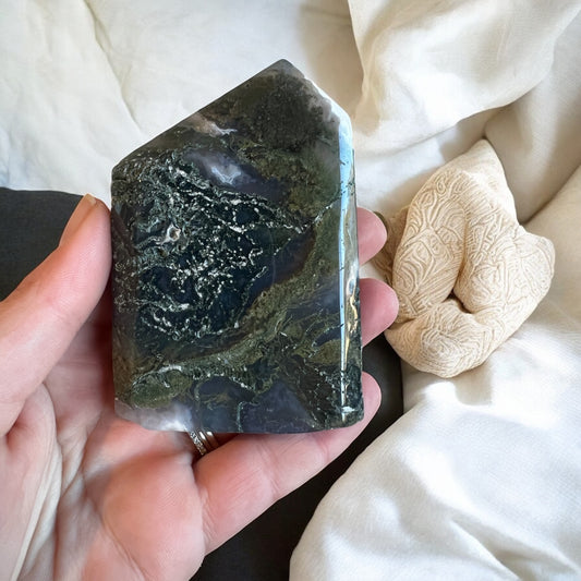 Moss agate Freeform 9cmH