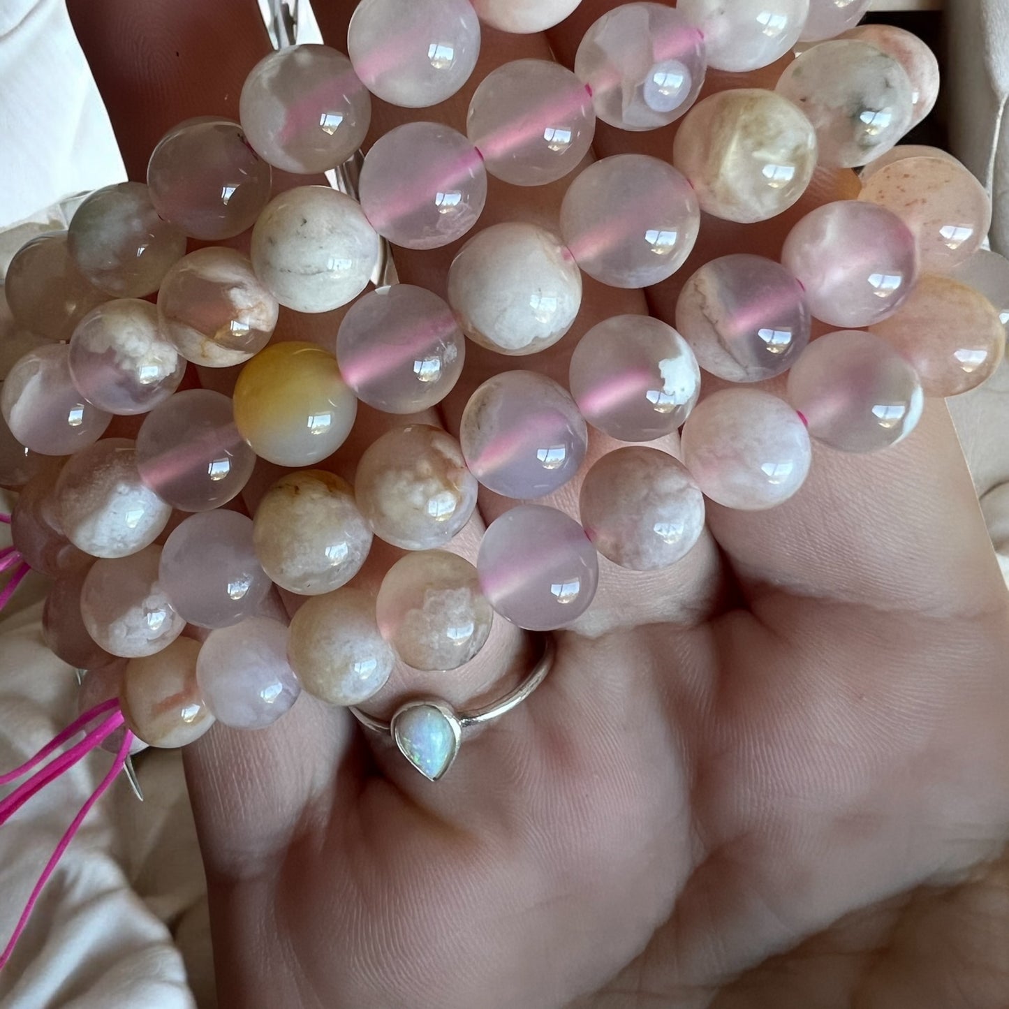 Flower agate bracelet