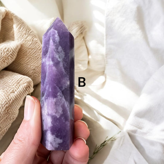 Lepidolite tower 7-10cm