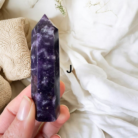 Lepidolite tower 7-10cm