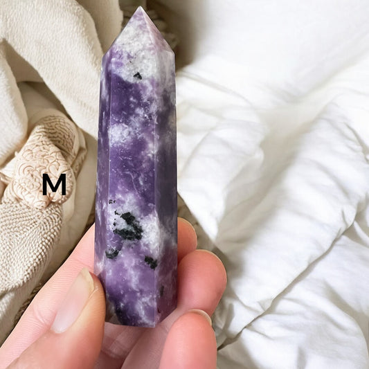 Lepidolite tower 7-10cm