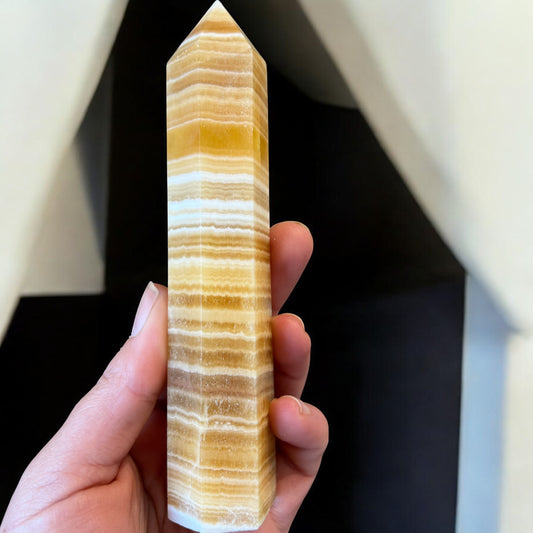 Calcite tower 16cm