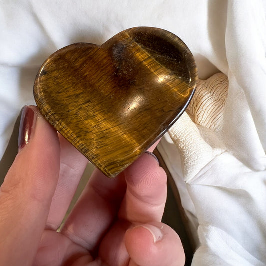 Tiger eye small heart bowl