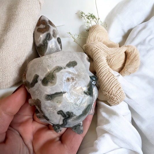 Moss agate turtle