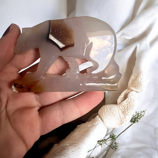 Agate bear craving (standing )