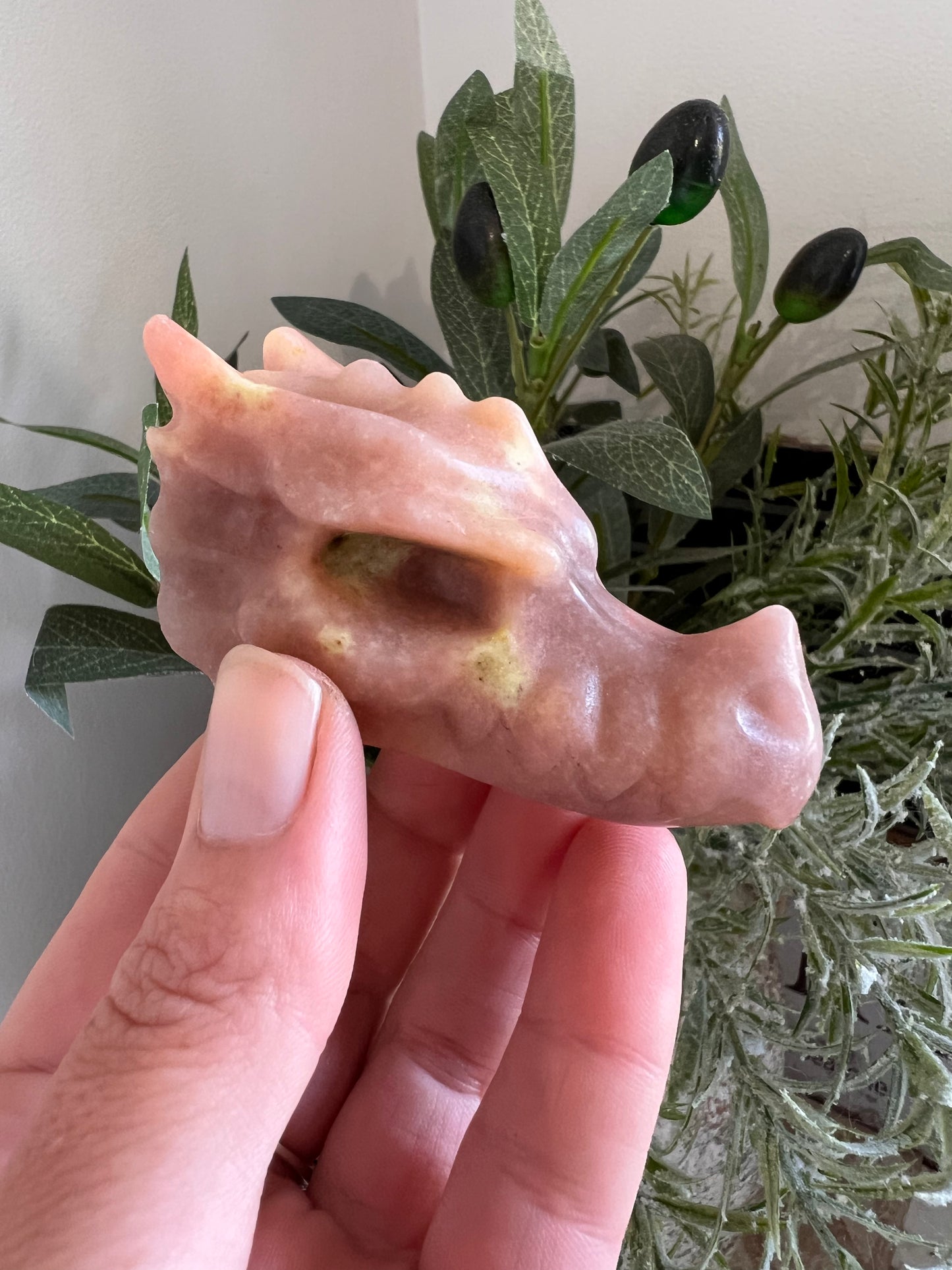 Peach blossom stone dragon head