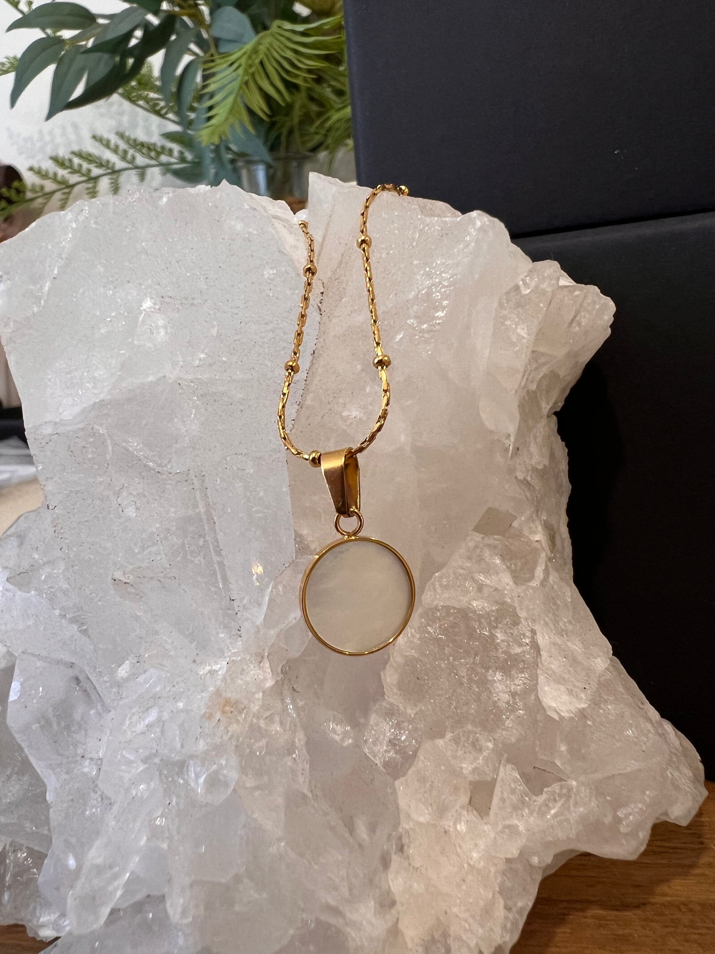 18k gold plated stainless shell necklace