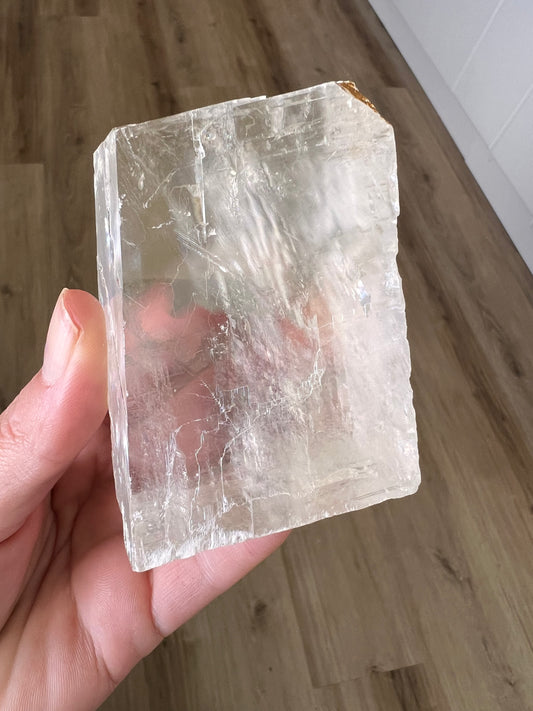 Optical calcite Freeform rainbows