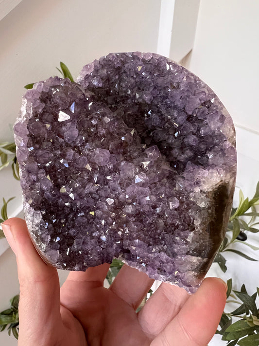 Madagascar Amethyst cutbase