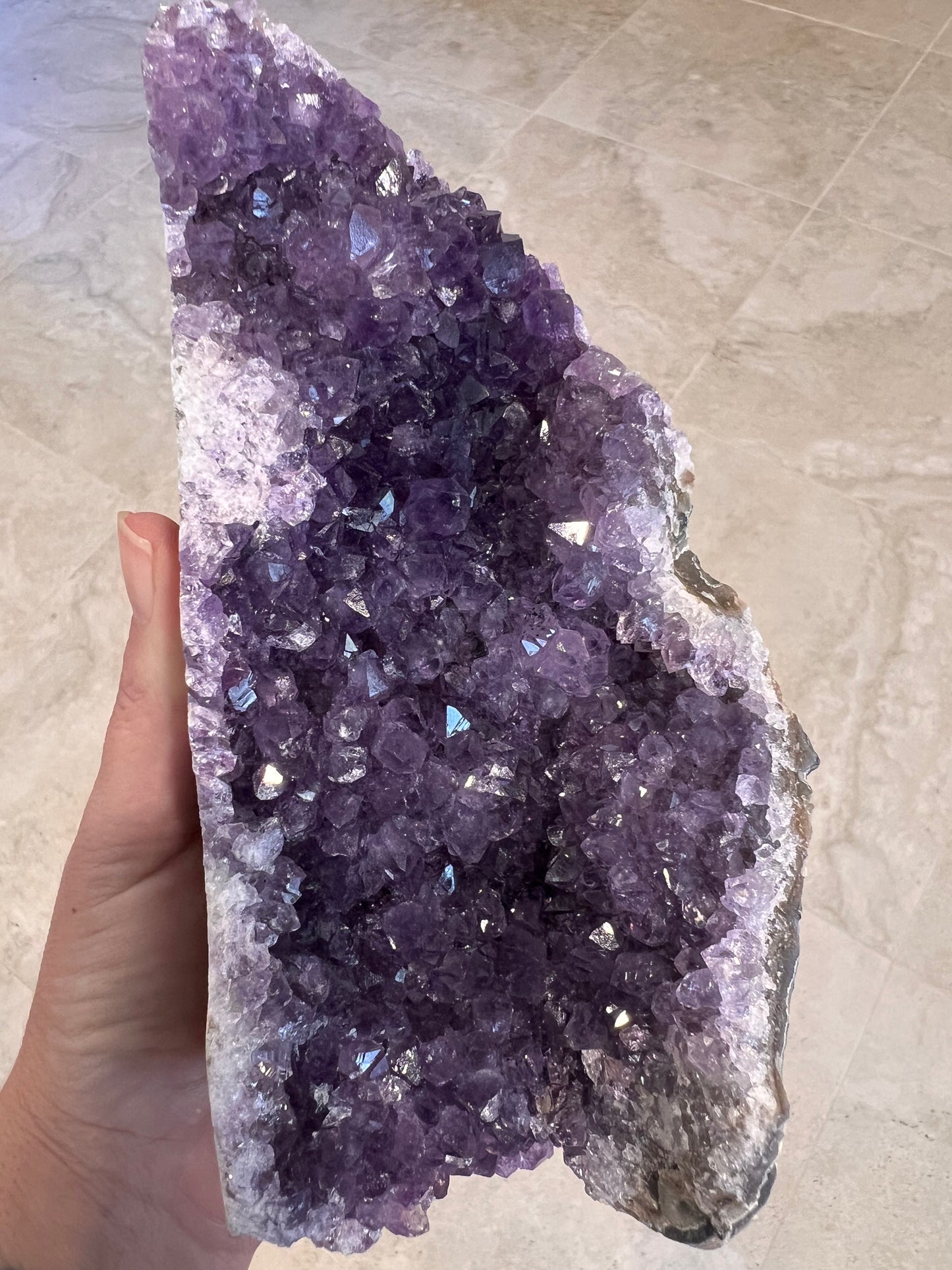Madagascar amethyst cutbase
