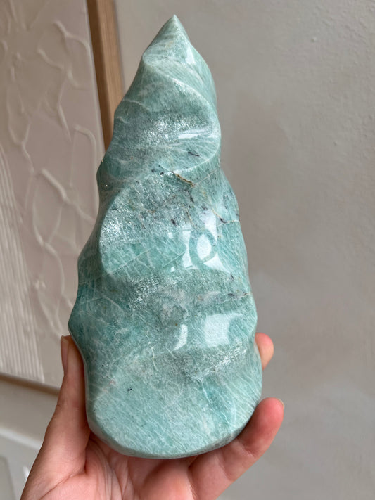 Madagascan amazonite flame flashy 21cmH