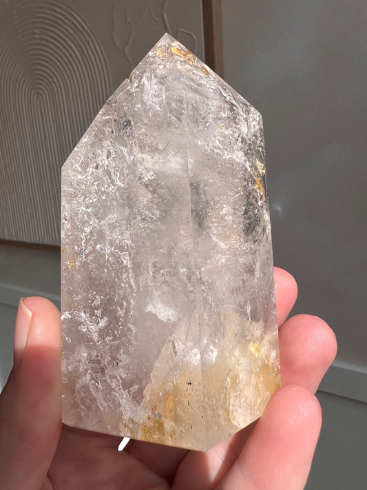 Madagascan included quarts point