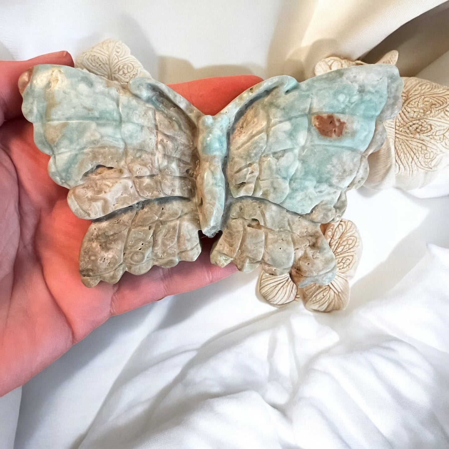 Hemimorphite Butterfly carving (38F)