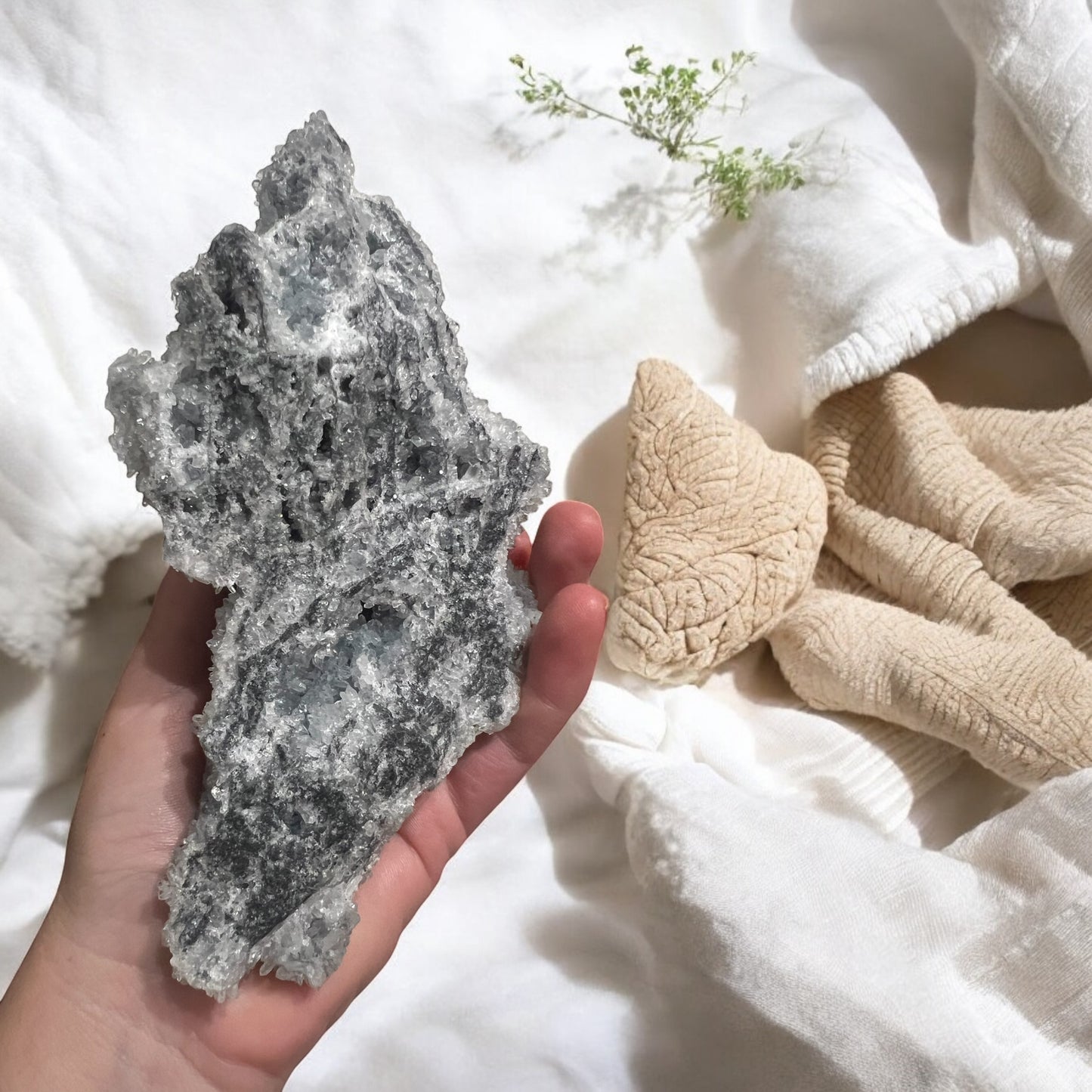 Sphalerite specimen & calcite large