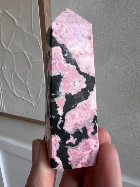 Rhodonite Peru tower