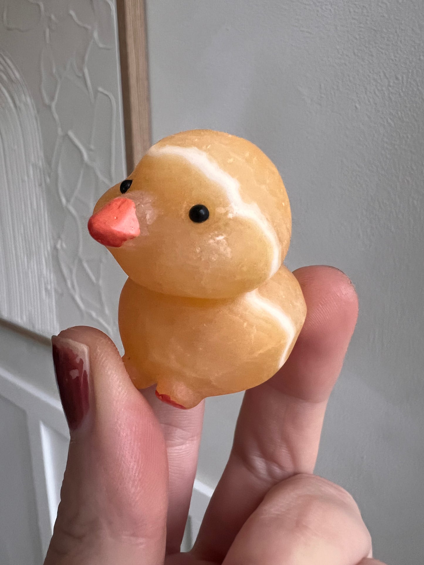 Yellow calcite duck