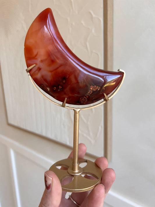 Carnelian moon