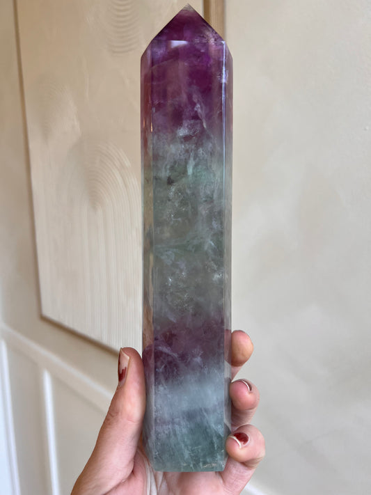 Large fluorite icy tower 24cm chunky