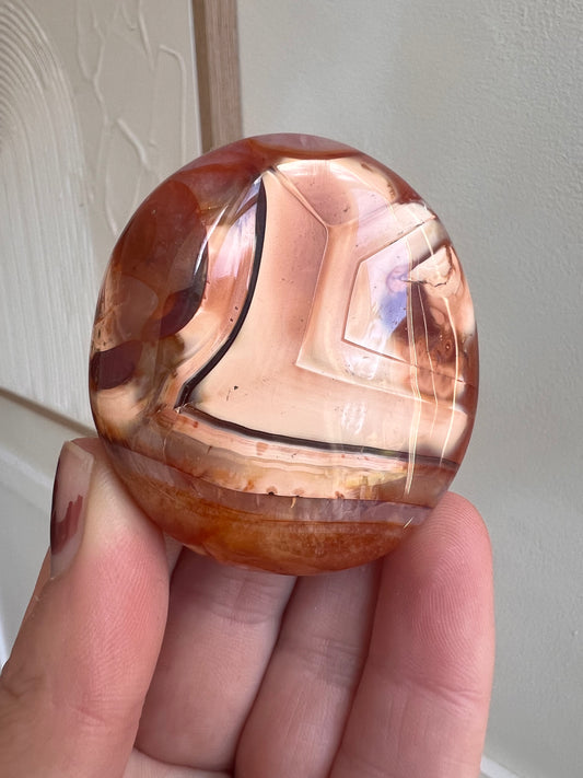 Carnelian palmstone