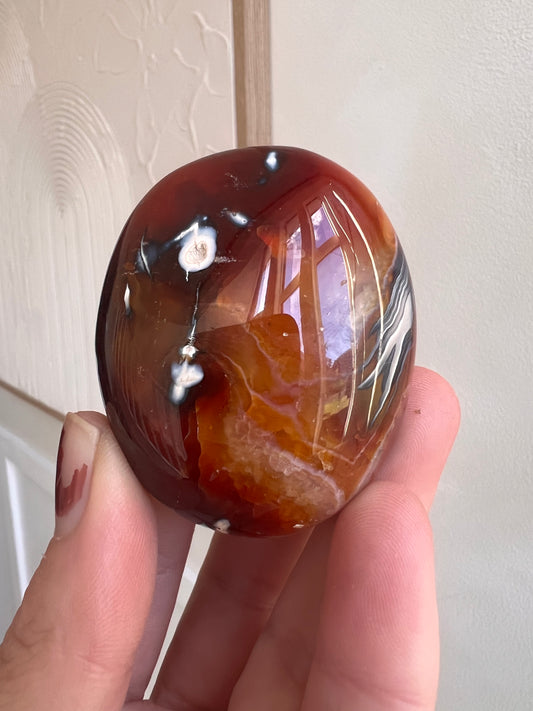 Carnelian palmstone