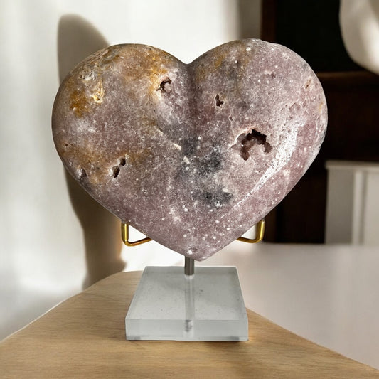 Pink amethyst heart & stand