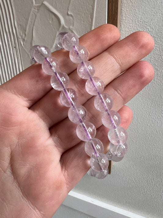 Light lavender amethyst bracelet 8mm