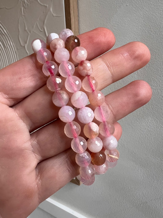 Faceted flower agate bracelet 7mm