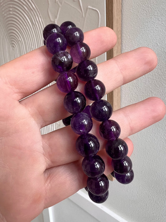 A grade 10mm amethyst bracelet