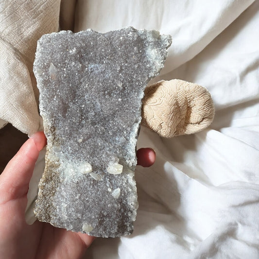 Grey amethyst & calcite Brazil