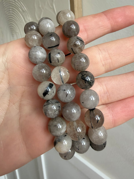 Tourmaline in quartz 10mm bracelet
