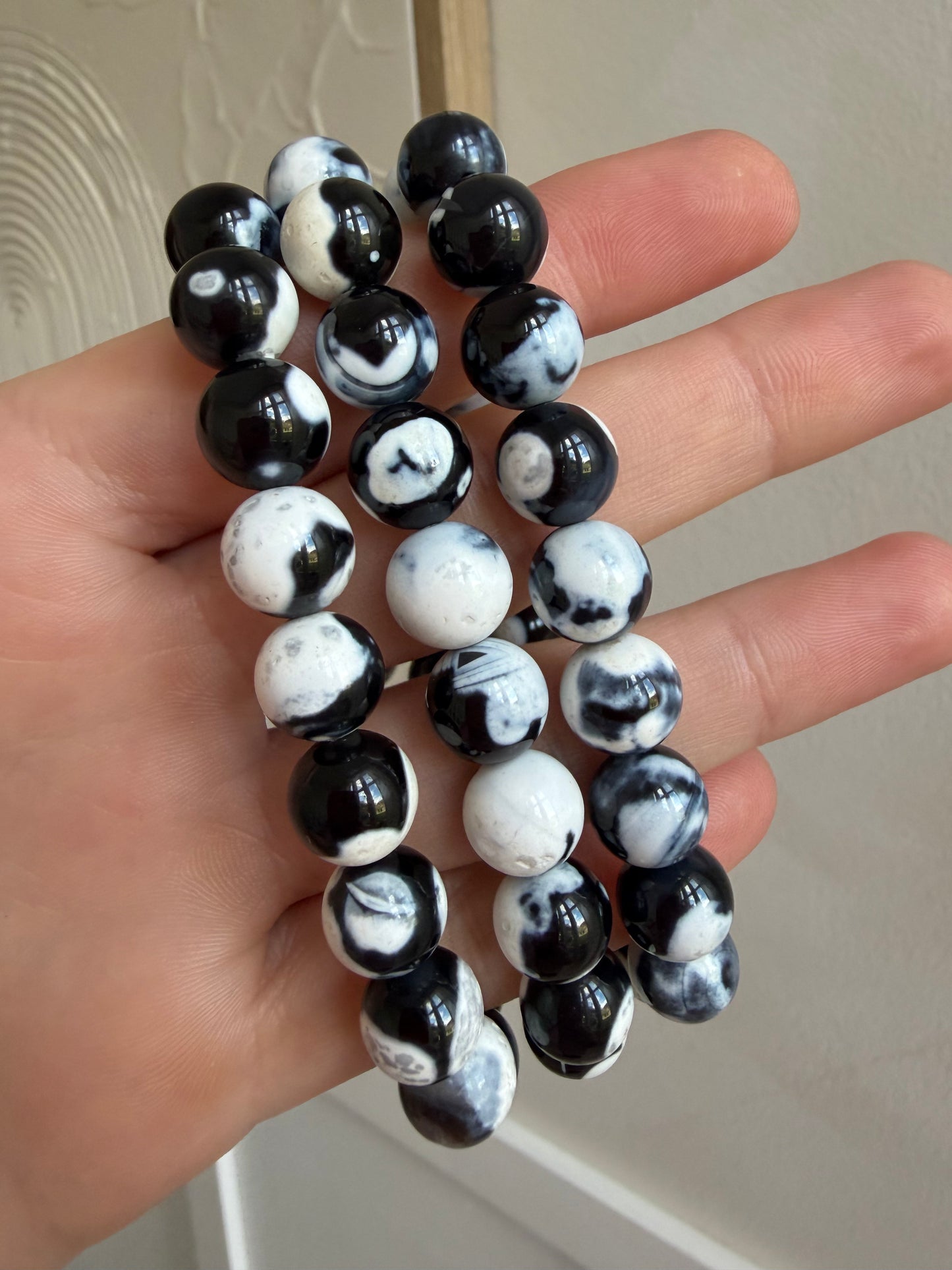 Orca agate 10mm bracelet