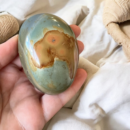 Polychrome palm large