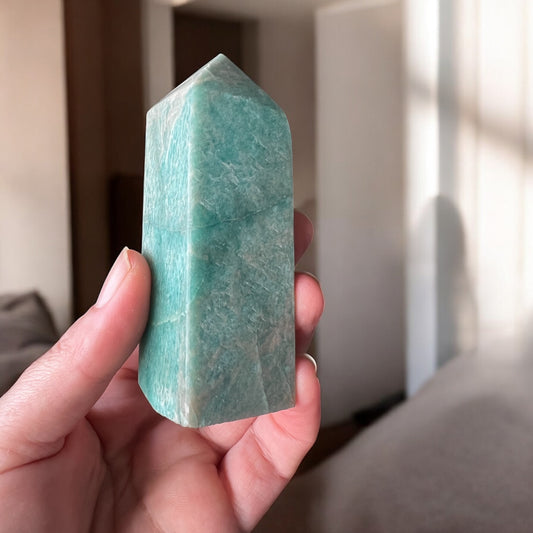 Amazonite tower with shimmer 10cm