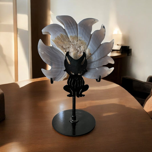 Agate drusy fox tail stand 19cm